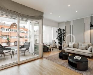 Sala d'estar de Apartament de lloguer en  Barcelona Capital amb Aire condicionat, Calefacció i Terrassa