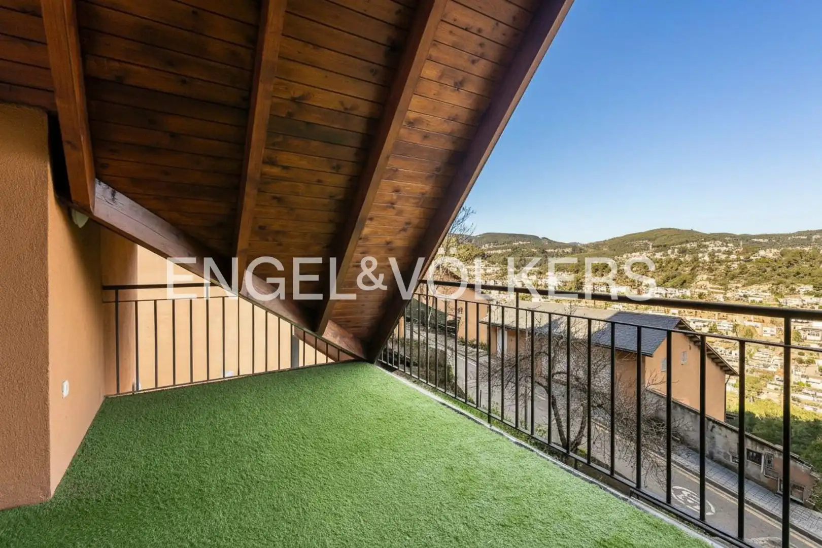 Terraza de Casa o chalet en venta en Vallirana con Calefacción, Jardín privado y Parquet