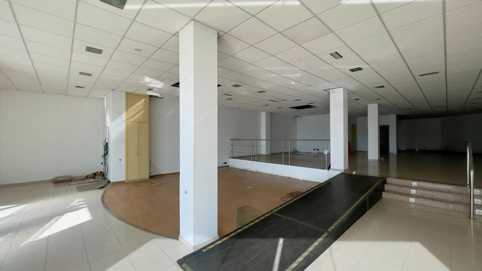 Local comercial en venda a Avenida de América 86, imagen 6