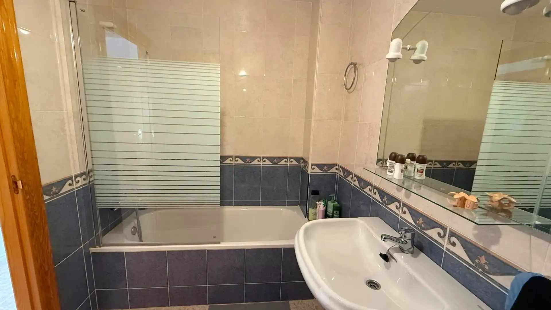 Baño de Piso en venta en Águilas con Aire acondicionado, Calefacción y Terraza