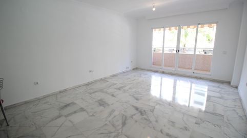 Foto 5 de Piso de alquiler en Pacifico, 38, Paseo Marítimo Oeste - Pacífico, Málaga Capital