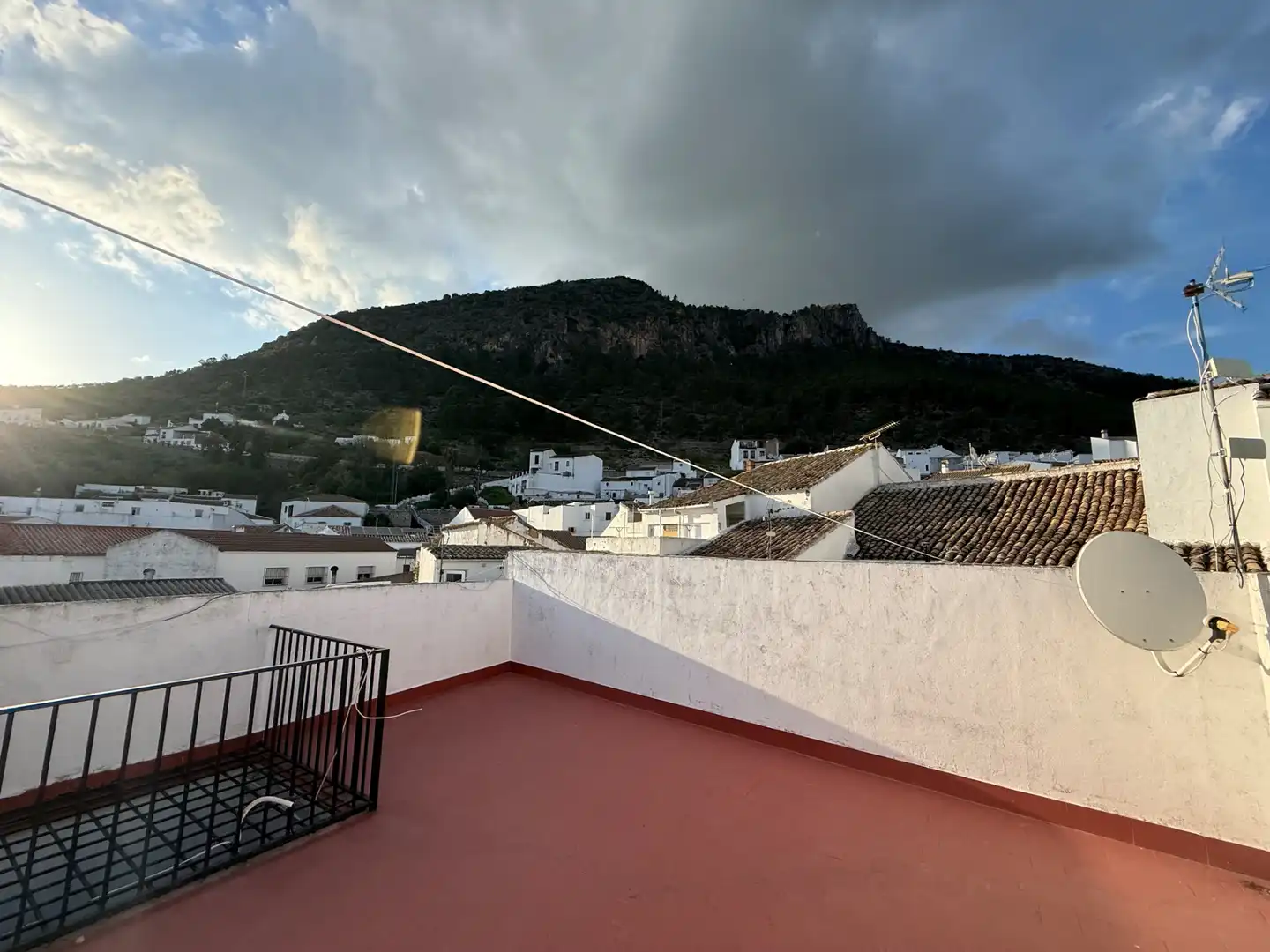 Vista exterior de Casa o chalet en venta en Algodonales con Aire acondicionado, Calefacción y Terraza