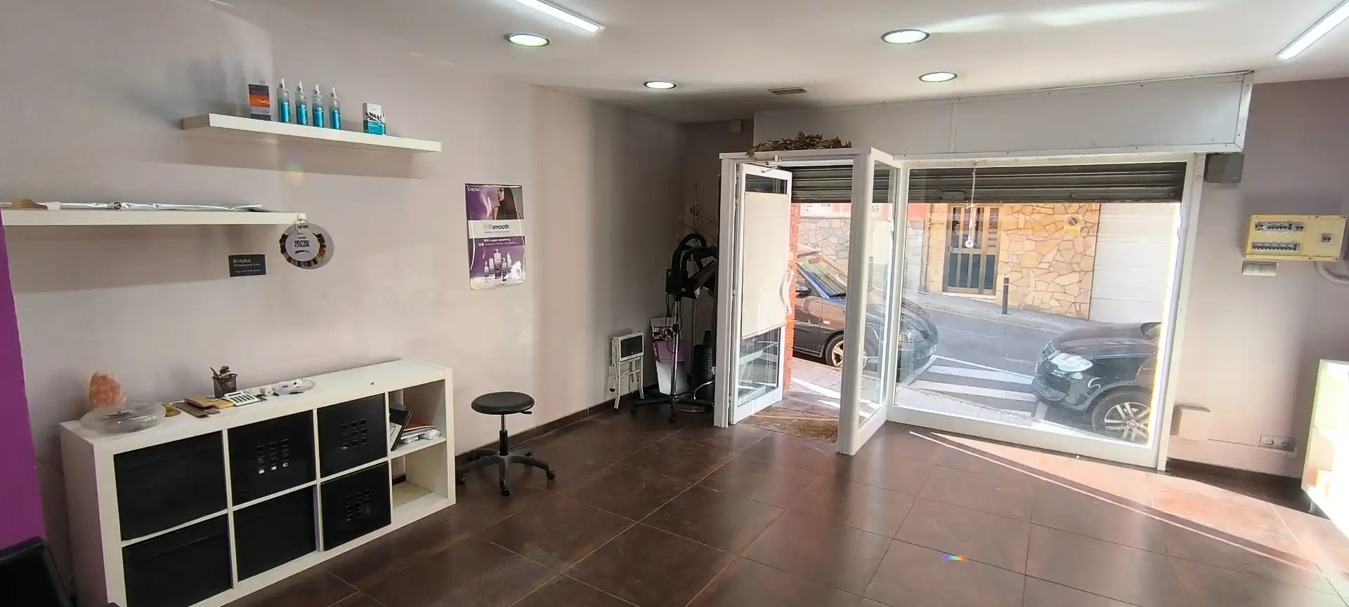 Commercial properties for sale in Carrer de la Gorgonçana, 2, Nucli Urbà