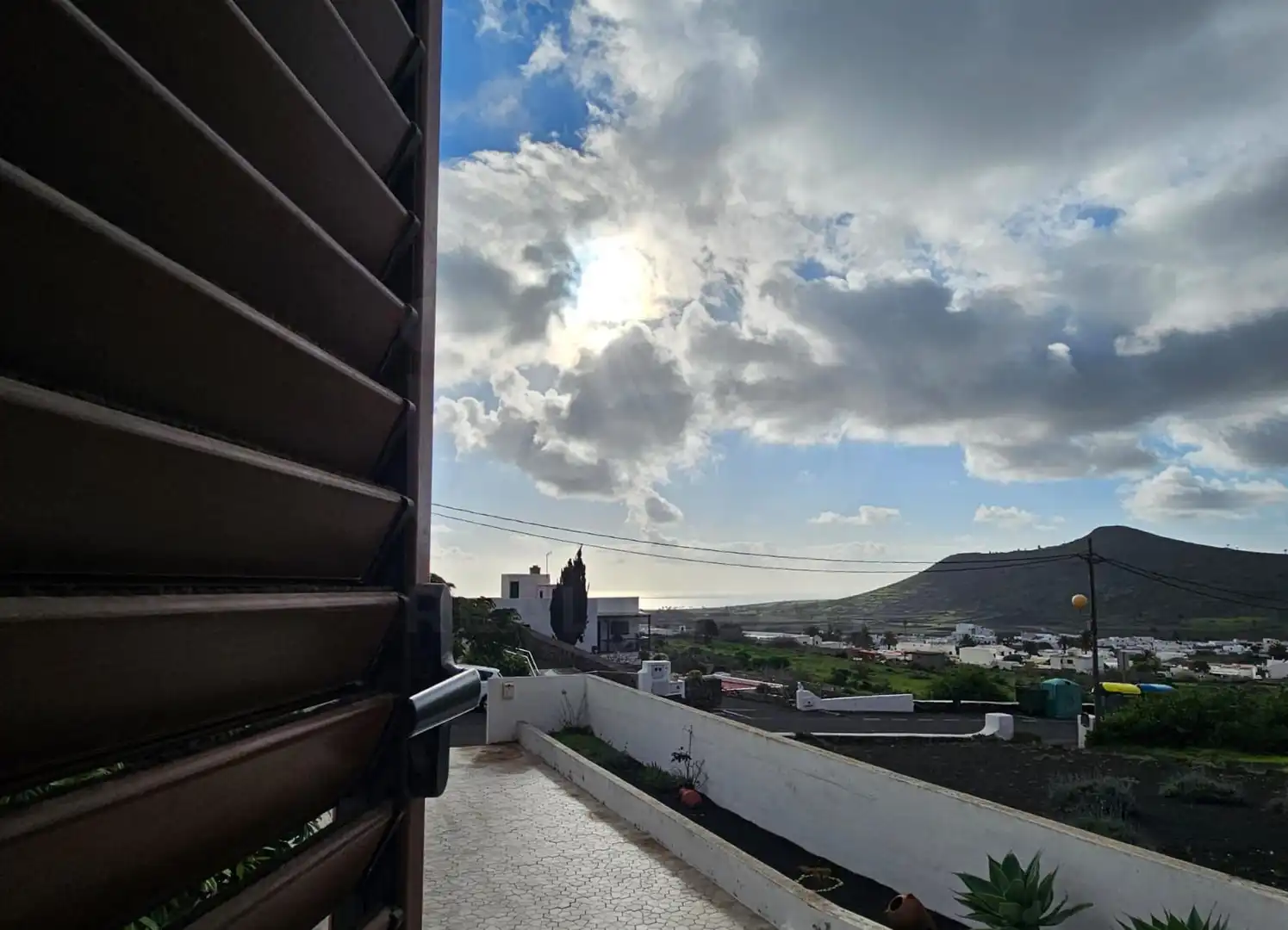 Vista exterior de Casa o chalet en venta en Haría con Calefacción