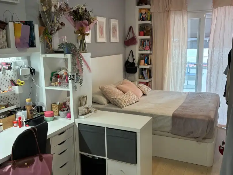 Bedroom of Flat for sale in Instituts - Universitat