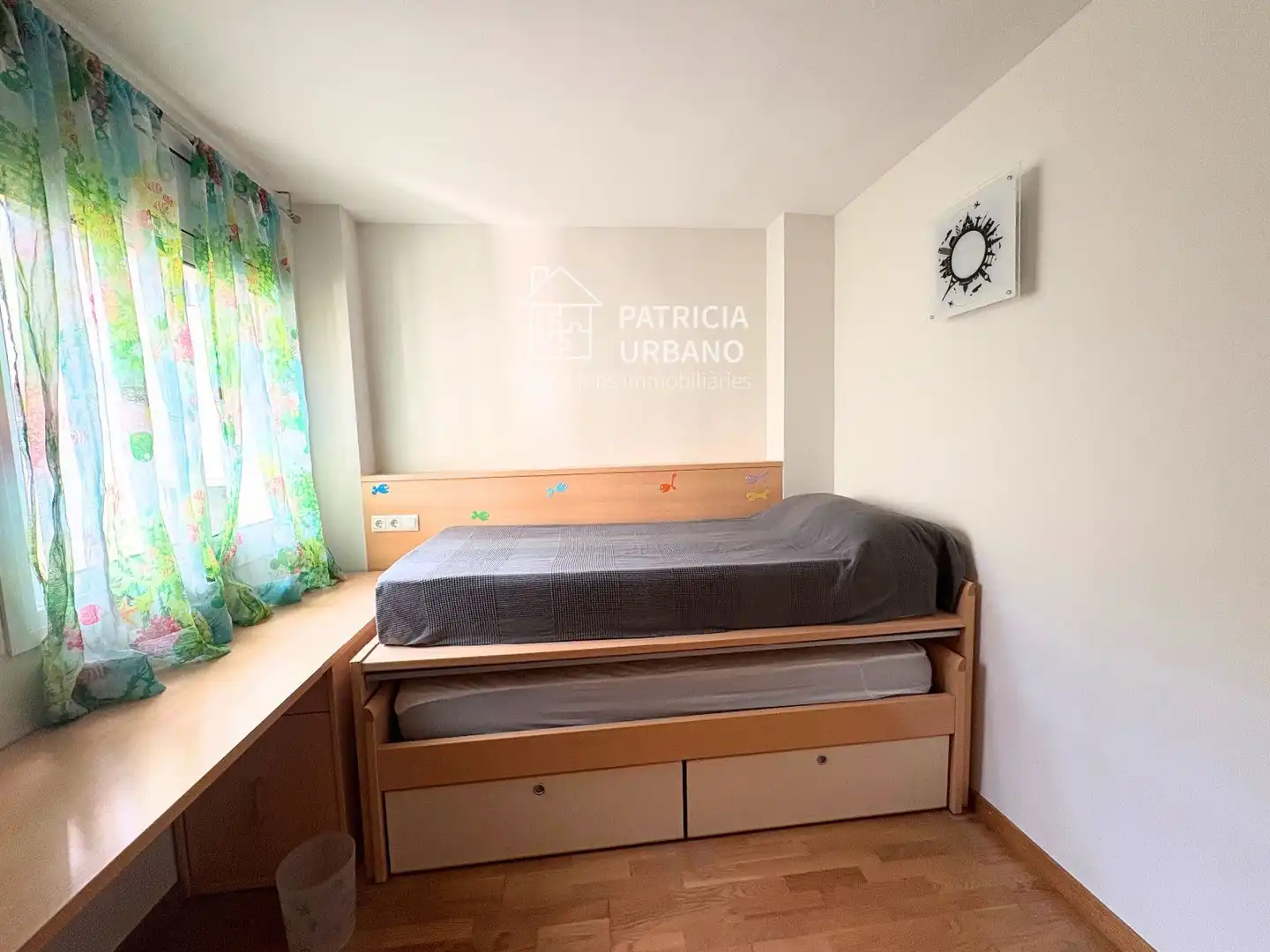 Habitación de Apartamento de alquiler en Cambrils con Aire acondicionado, Calefacción y Parquet