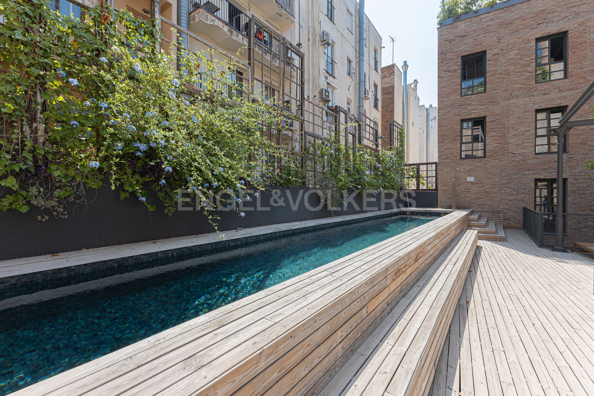 Piscina de Loft de lloguer en  Barcelona Capital amb Aire condicionat, Calefacció i Parquet