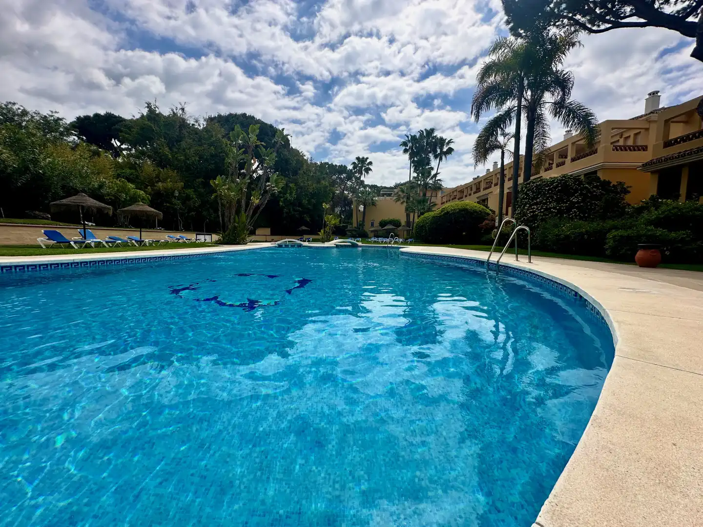 Piscina de Planta baixa de lloguer en Marbella amb Aire condicionat, Calefacció i Piscina