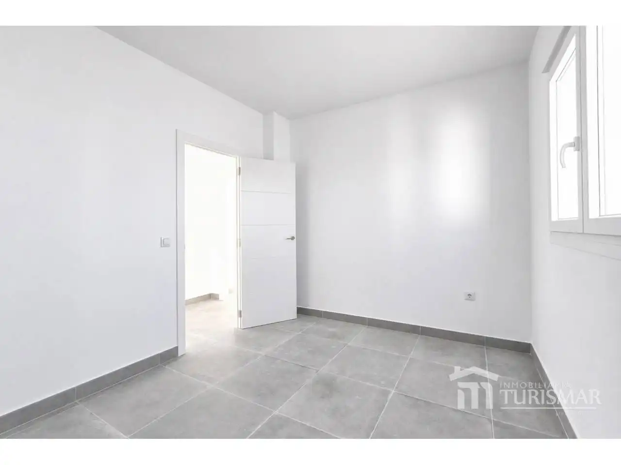 Detached house with pool for sale in Calle Luís Góngora 1, imagen 9