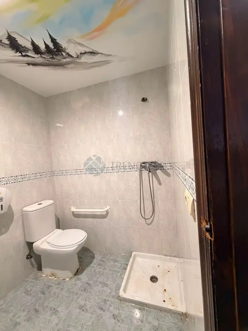 Baño de Local en venta en La Pobla de Farnals