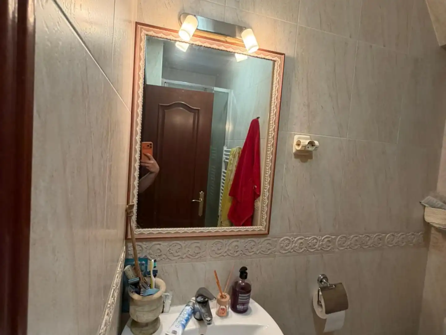 Badezimmer von Wohnung zur Miete in Madrid mit Klimaanlage, Heizung und Terrasse