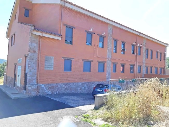 Vista exterior de Pis en venda en La Robla 