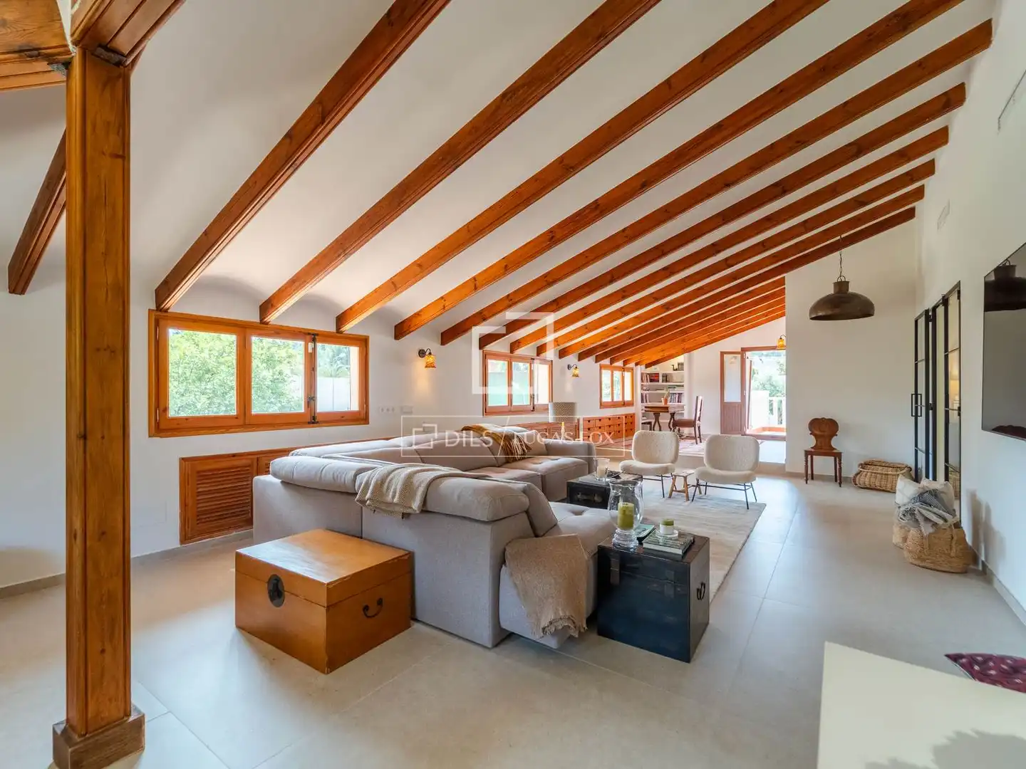Sala d'estar de Casa o xalet de lloguer en Náquera amb Aire condicionat, Calefacció i Jardí privat