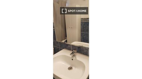 Photo 2 of Apartment to share in Alfara del Patriarca, Valencia