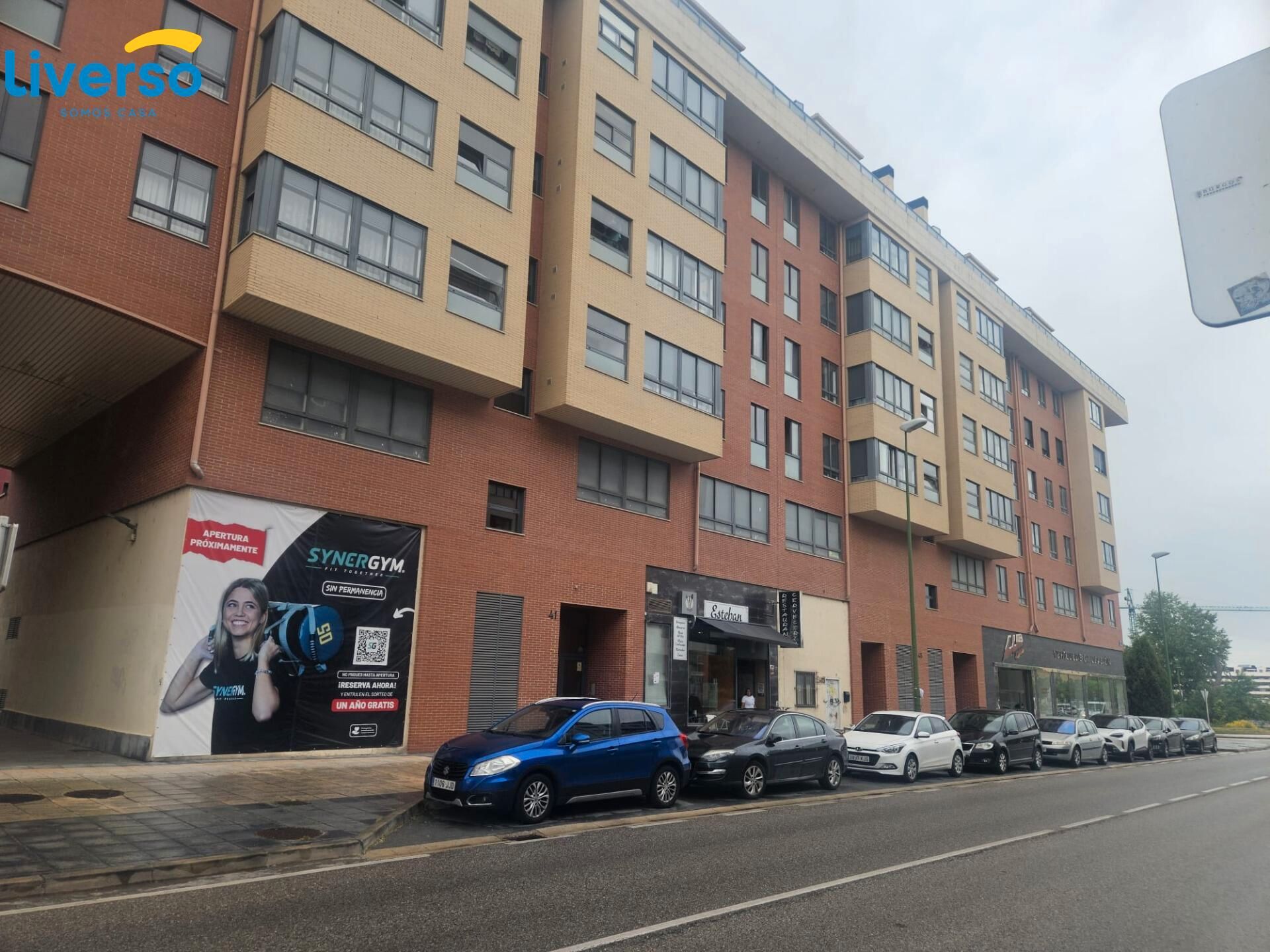 Vista exterior de Pis en venda en Burgos Capital amb Calefacció, Terrassa i Traster