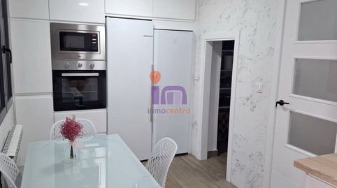 Foto 5 de Casa adosada en venta en Valdepeñas, Ciudad Real