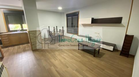 Foto 2 de Planta baja de alquiler en Tui, Pontevedra