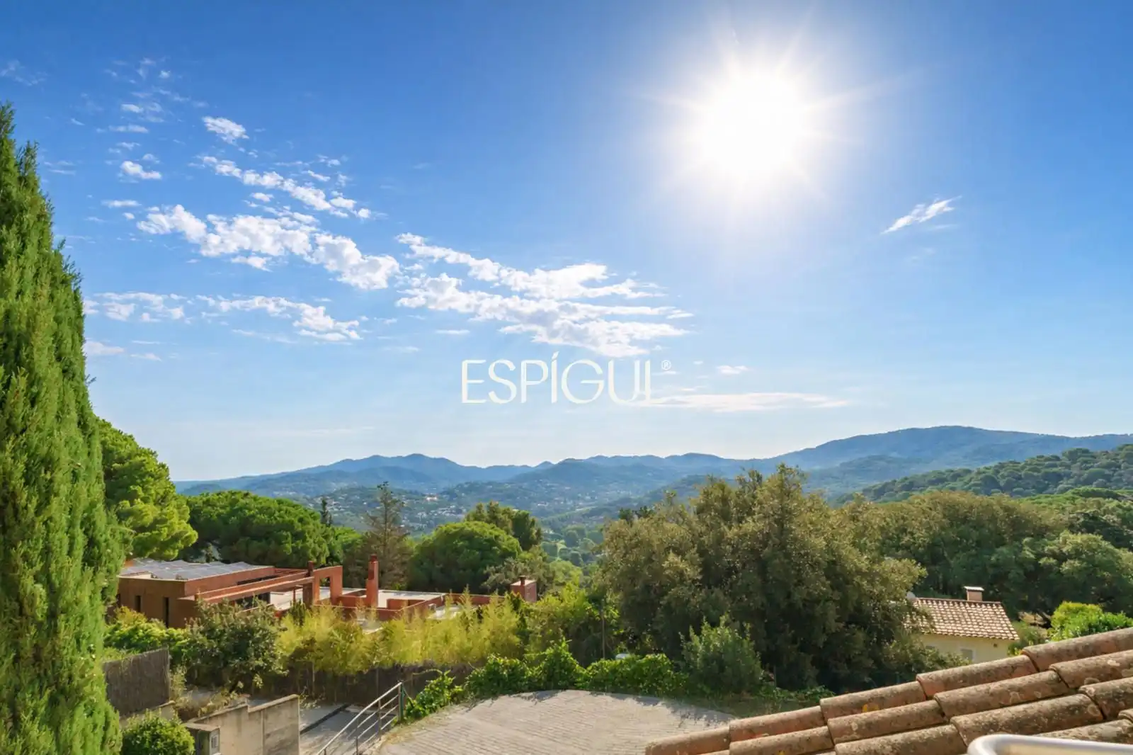 Vista exterior de Casa o xalet en venda en Vallromanes amb Aire condicionat, Calefacció i Jardí privat
