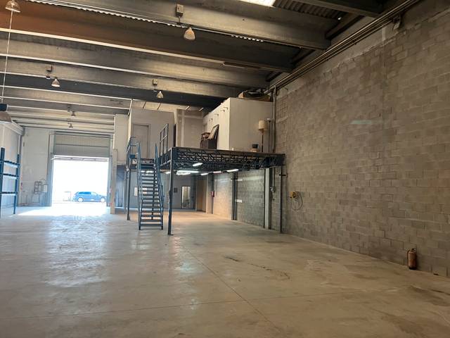 Nave industrial en Venta en Passatge Comunitat en Can Rial