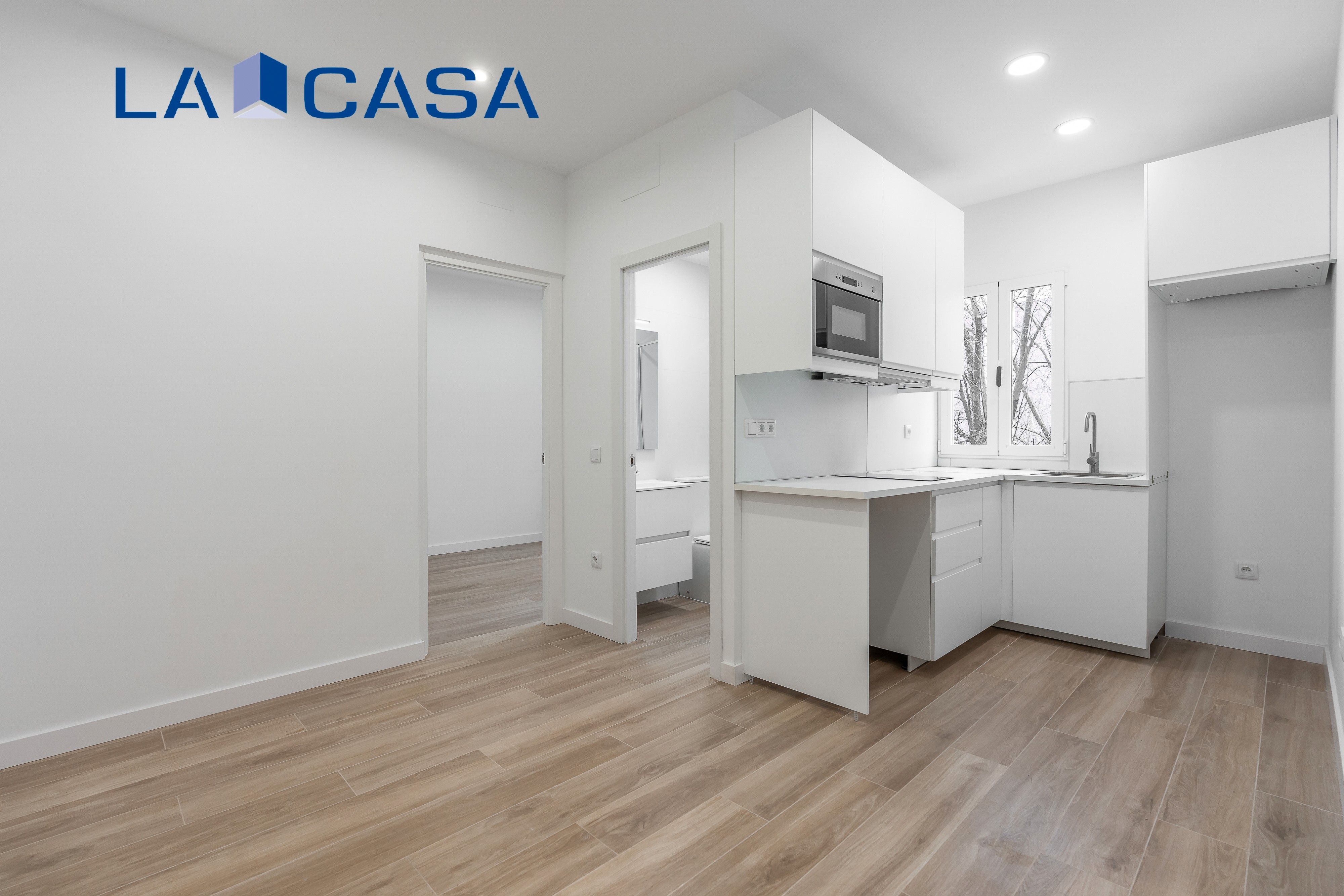 Kitchen of Flat for sale in  Madrid Capital