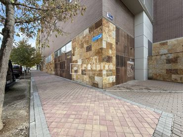 Local comercial en venda a Villa de Vallecas