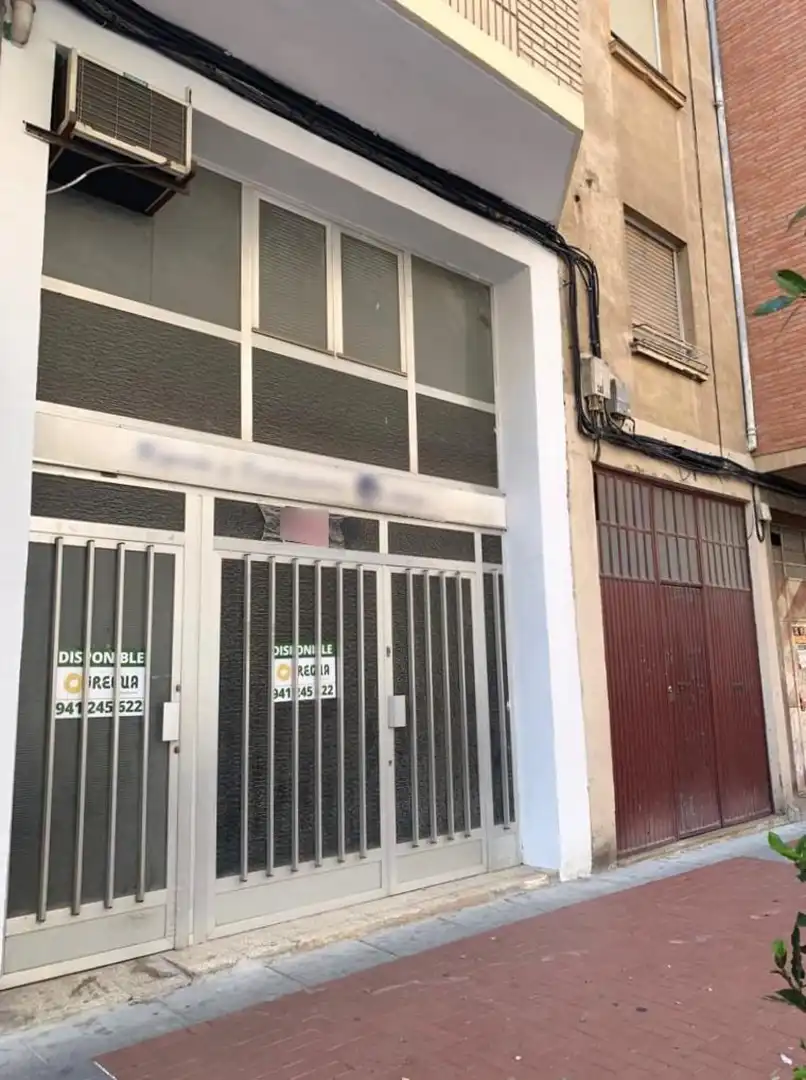 Local comercial en venta en Logroño - Velez de Guevara