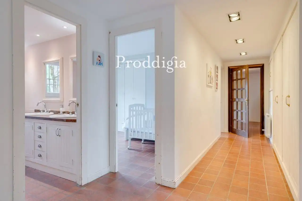 House with pool to rent in Valldoreix, imagen 10