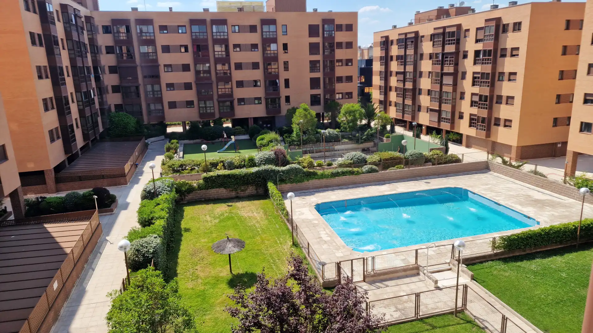 Apartamento de alquiler en Calle de Deyanira, 59, Rejas