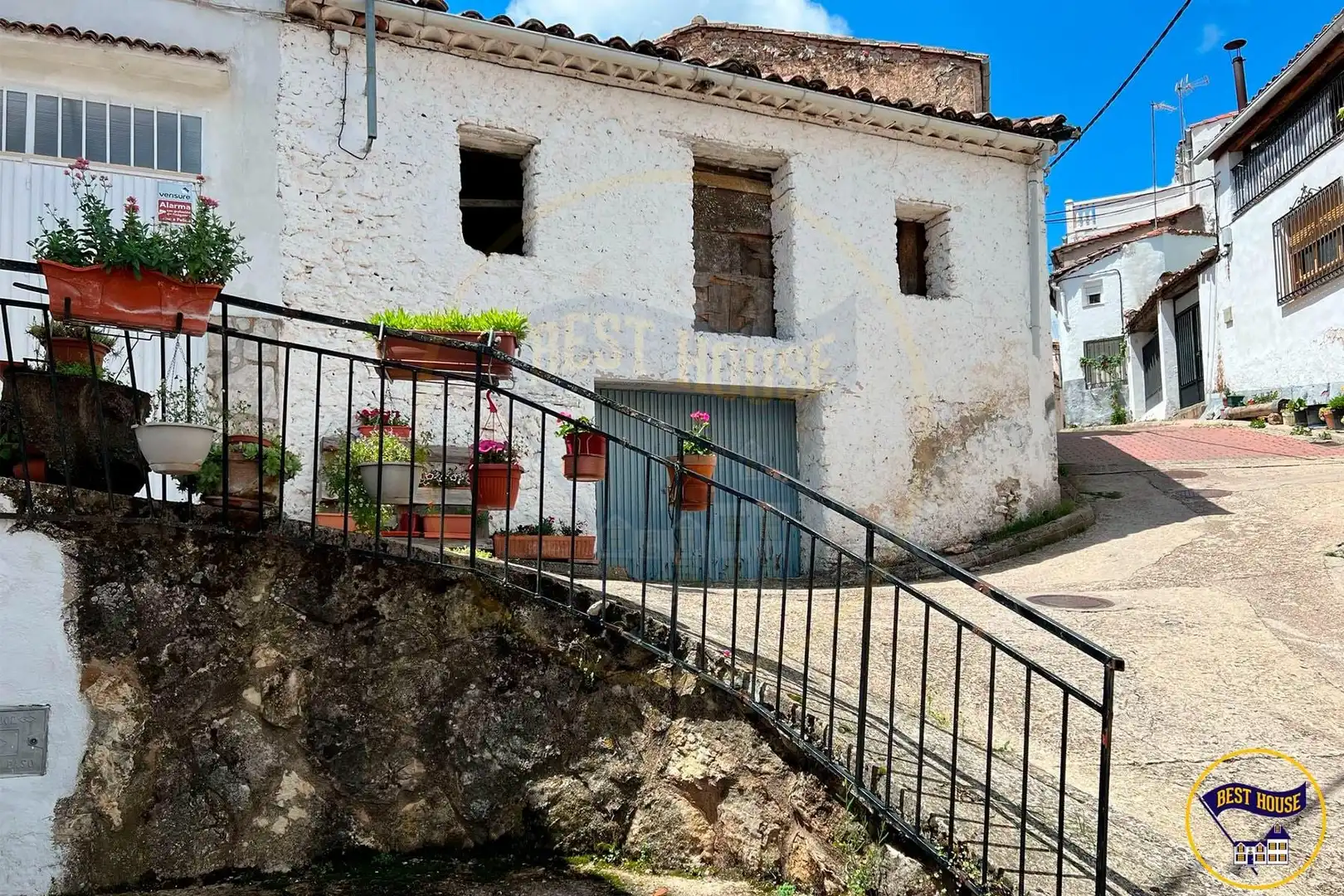Vista exterior de Casa o chalet en venta en Fuertescusa, Cuenca