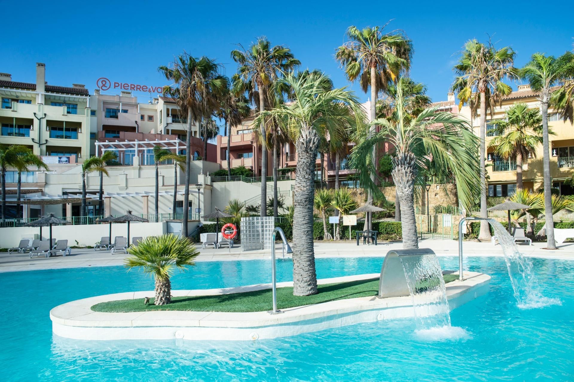 Swimming pool of Apartment for sale in Manilva  with Air Conditioner, Heating and Private garden