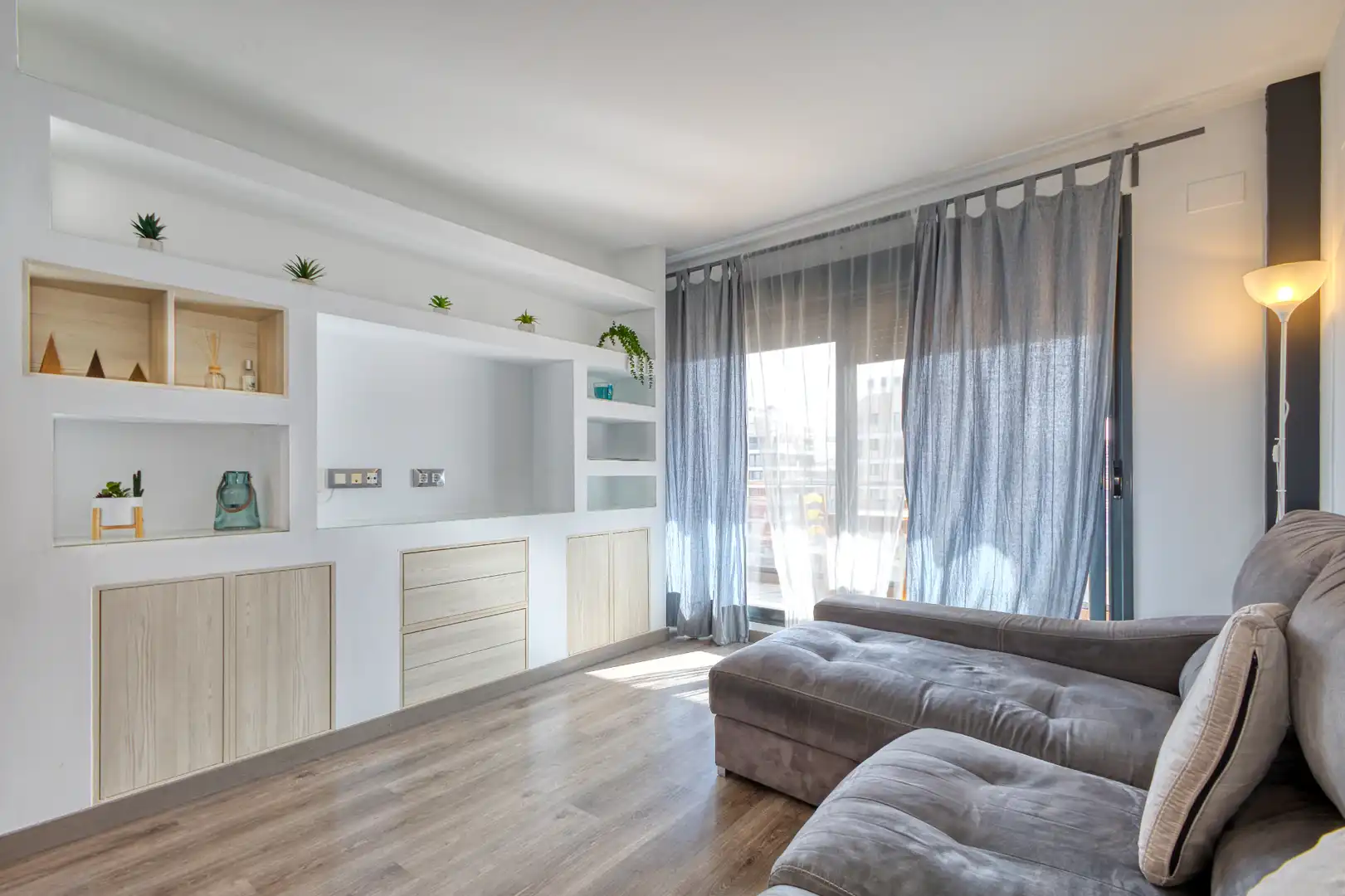 Wohnung zur Miete in Calle Músico Vicente Spiteri, PAU 5