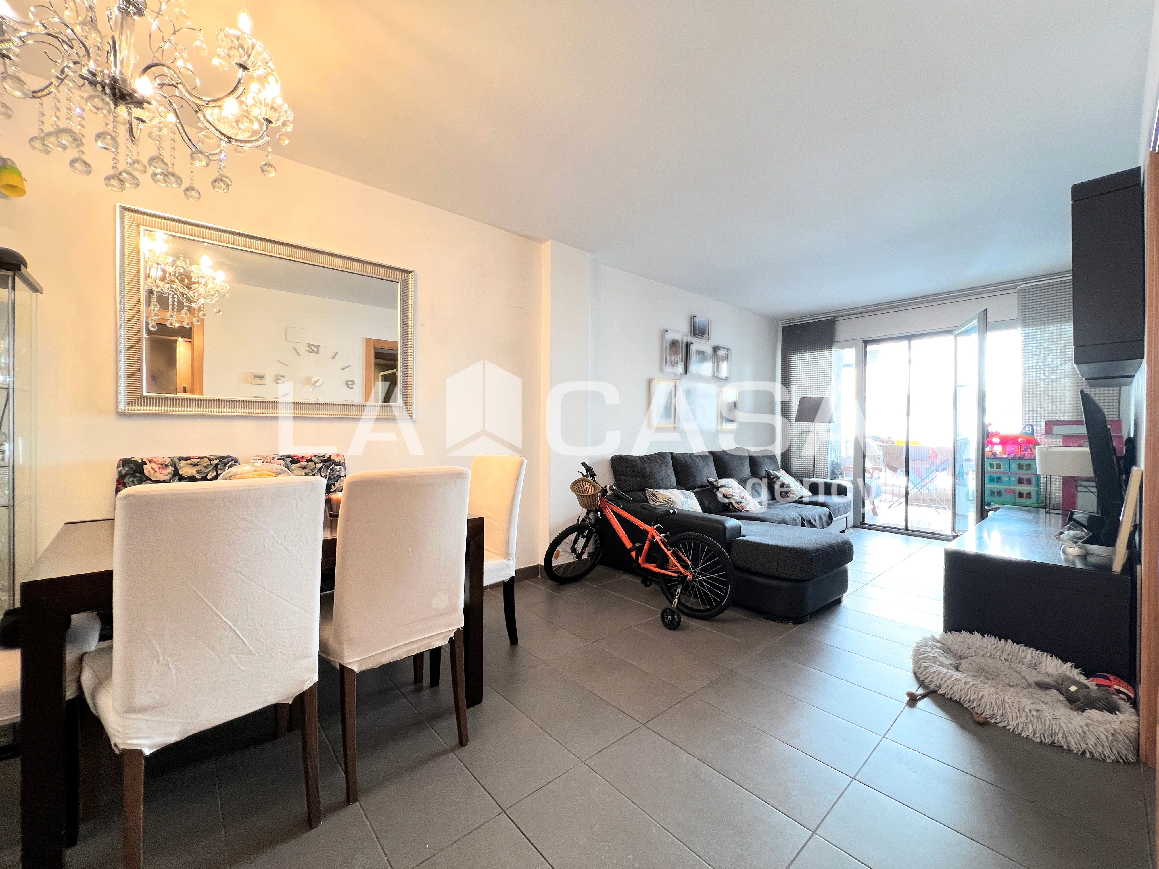 Living room of Flat for sale in Badalona  with Terrace, Storage room and Balcony