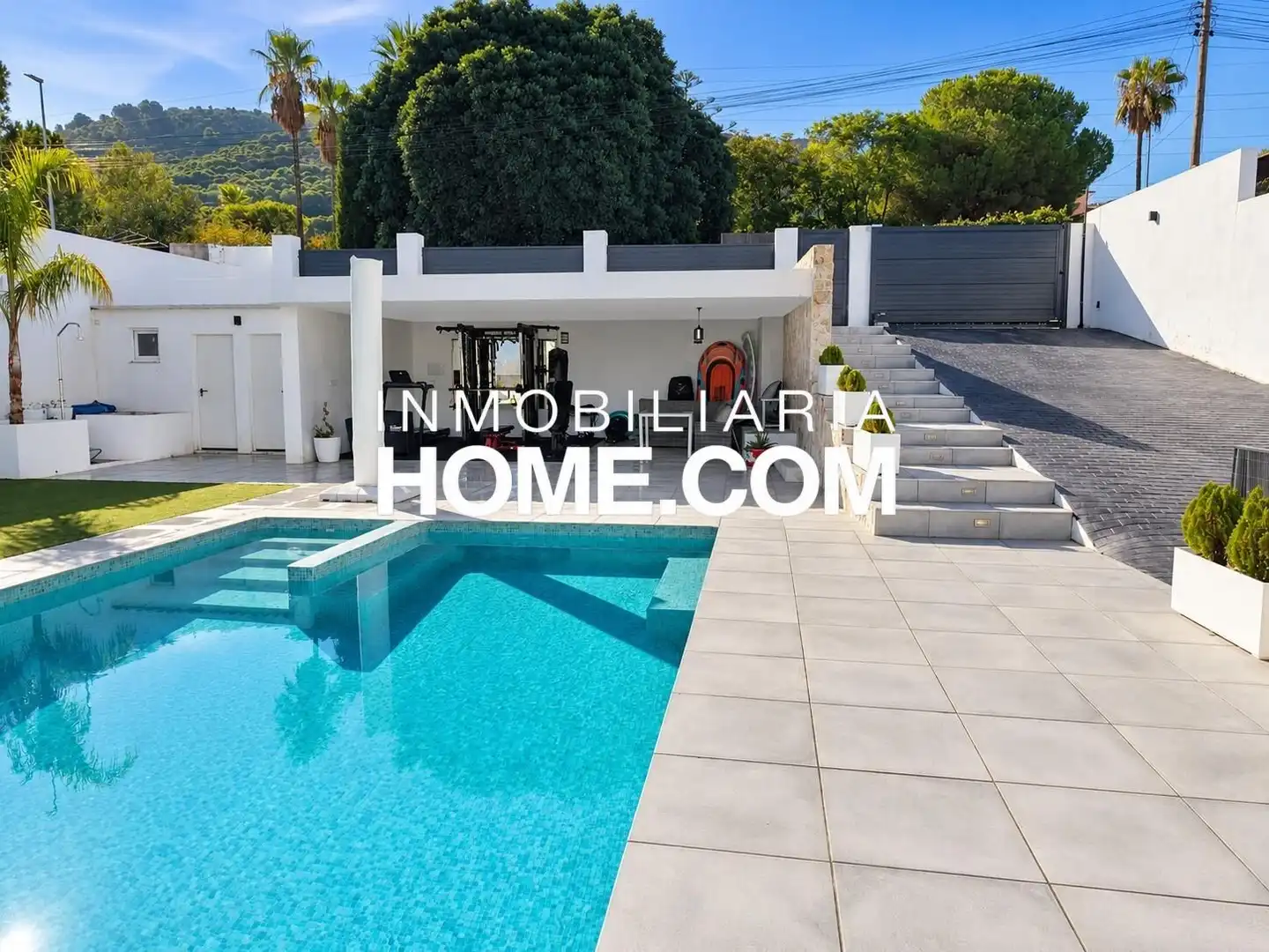Chalet con piscina en venta en Calle de Benalmádena, imagen 18