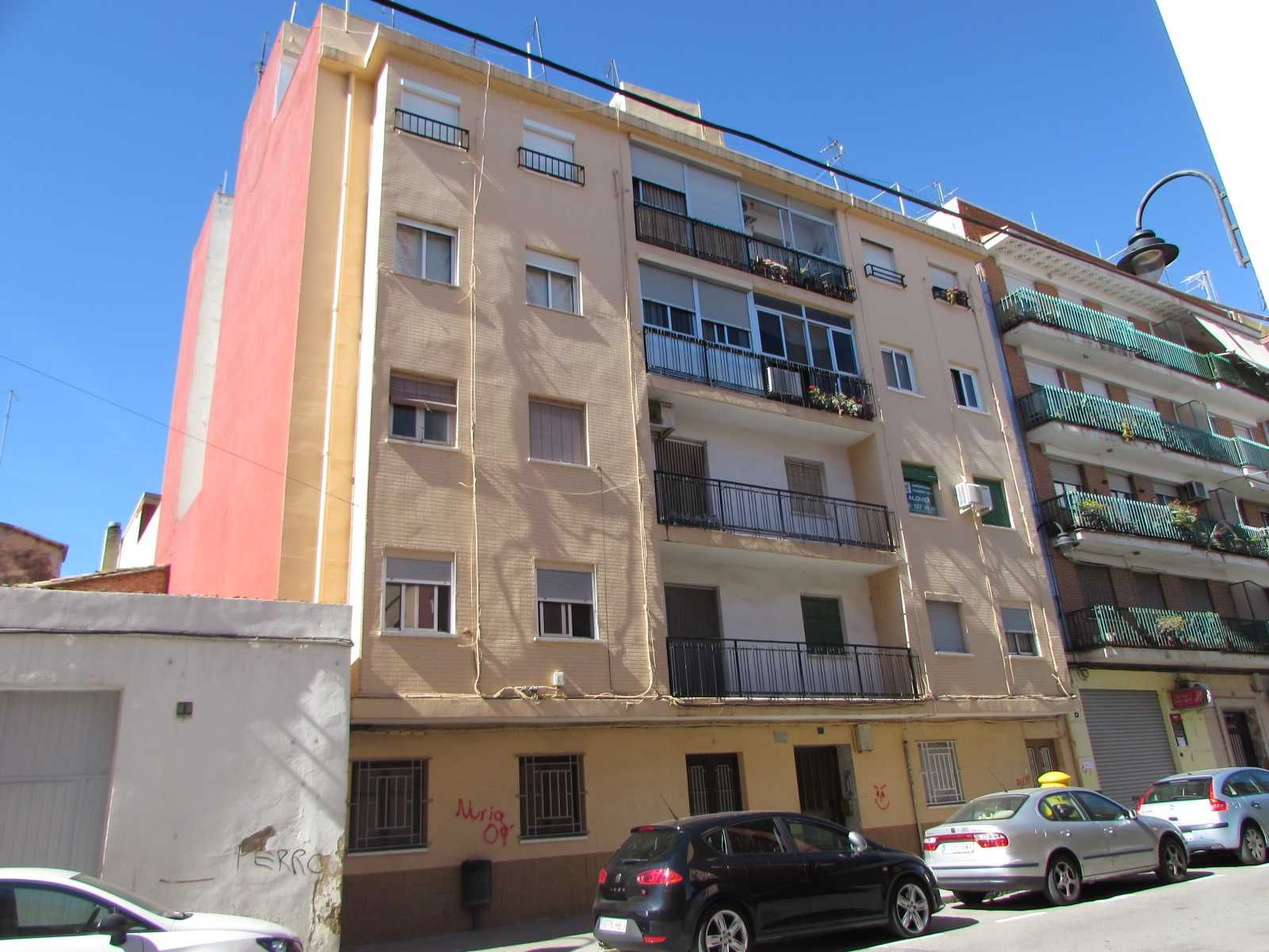 Vista exterior de Piso en venta en Quart de Poblet con Piscina