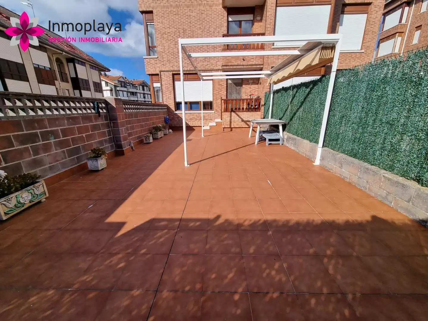 Terrassa de Planta baixa en venda en Noja amb Calefacció, Terrassa i Moblat
