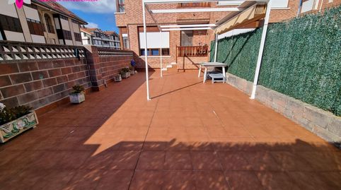 Foto 2 de Planta baixa en venda a Pedroso, Noja