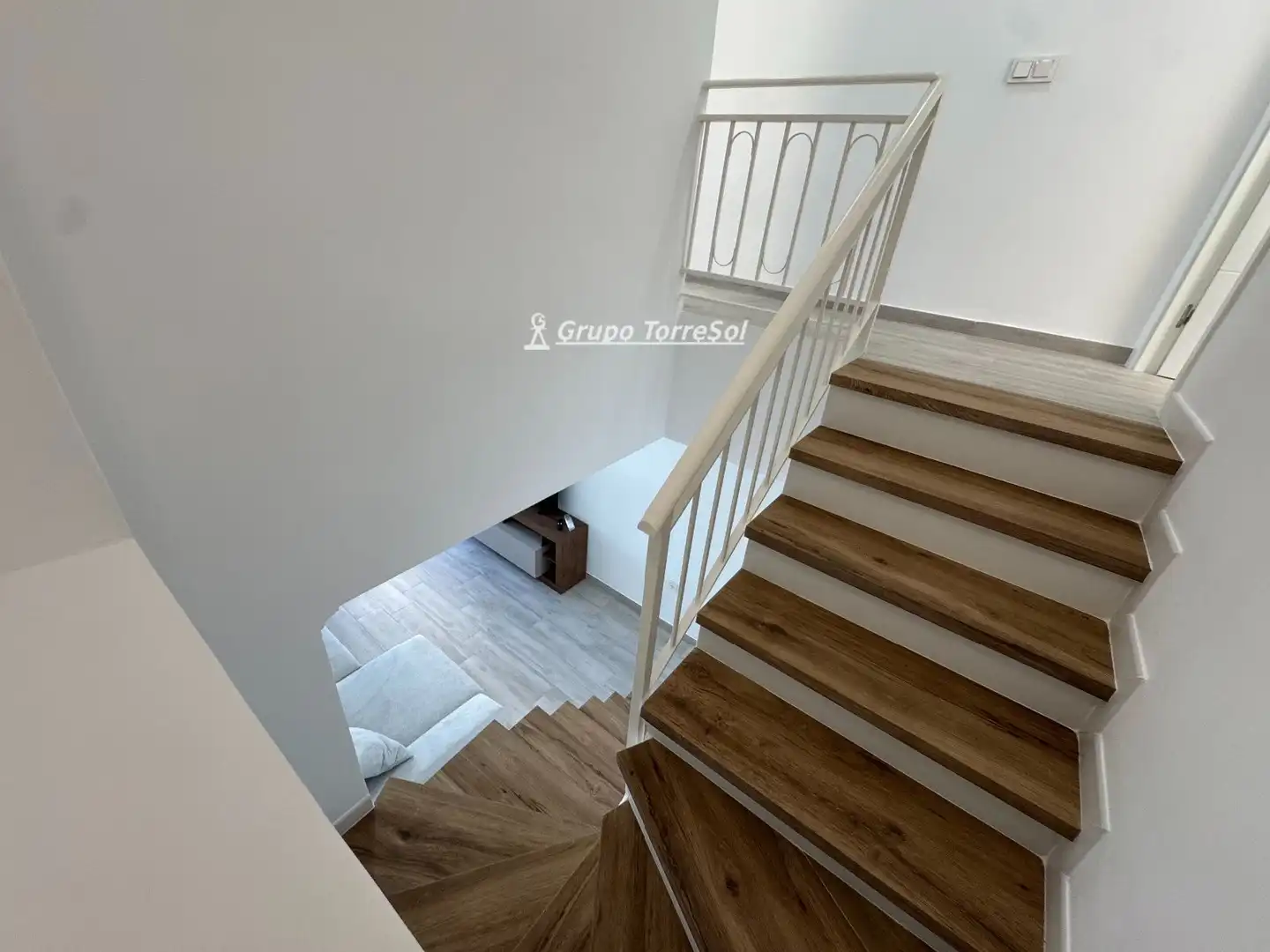 Casa adosada en venta en Elche / Elx con Aire acondicionado, Calefacción y Terraza