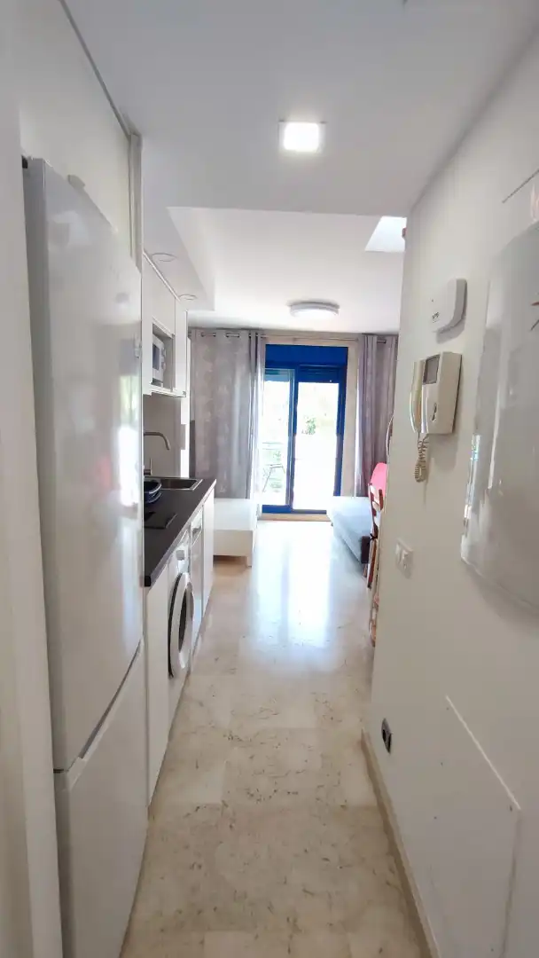 Habitación de Ático de alquiler en Benalmádena con Aire acondicionado, Terraza y Trastero