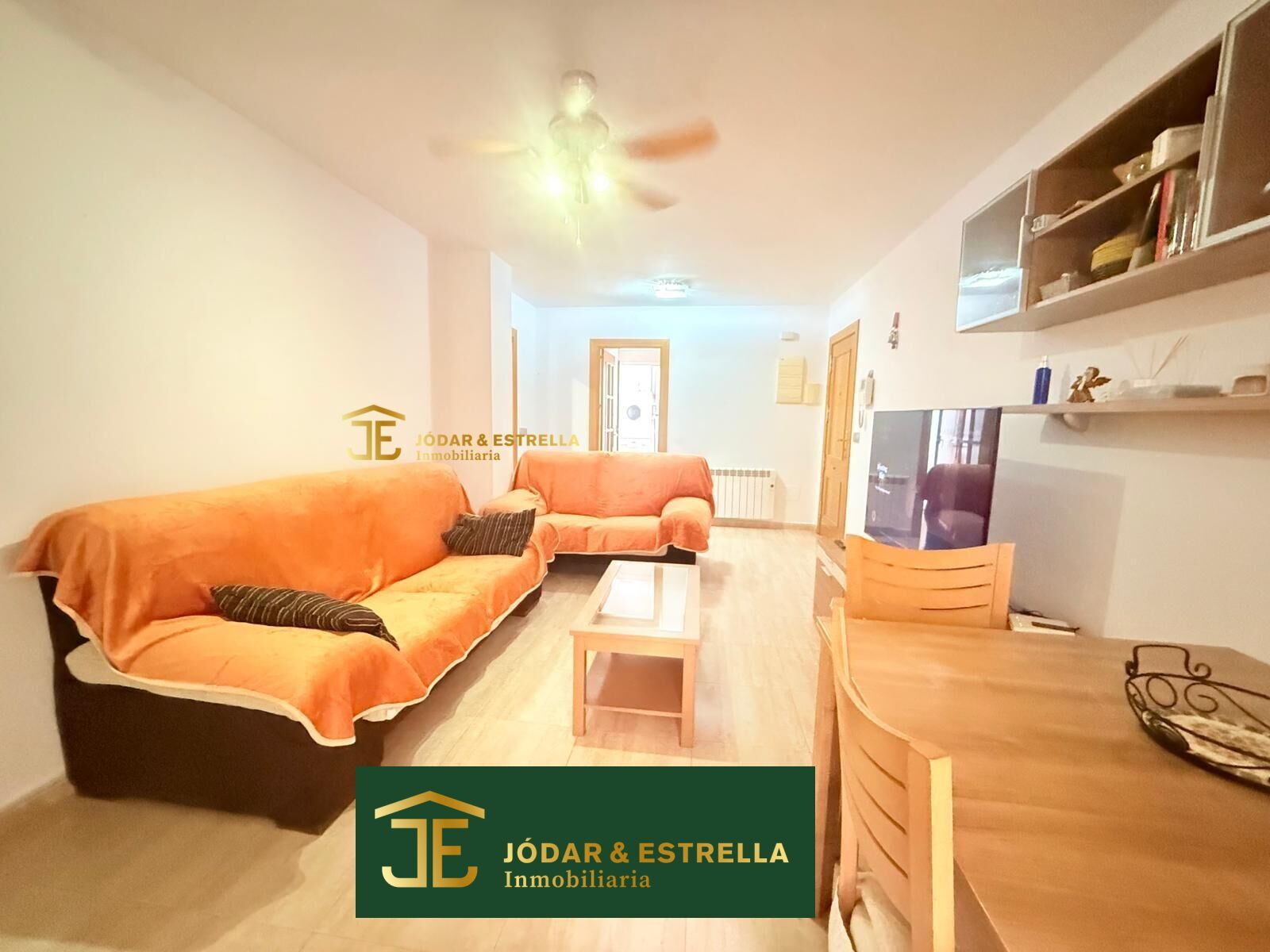 Vista exterior de Apartament en venda en Lorca amb Aire condicionat, Terrassa i Balcó