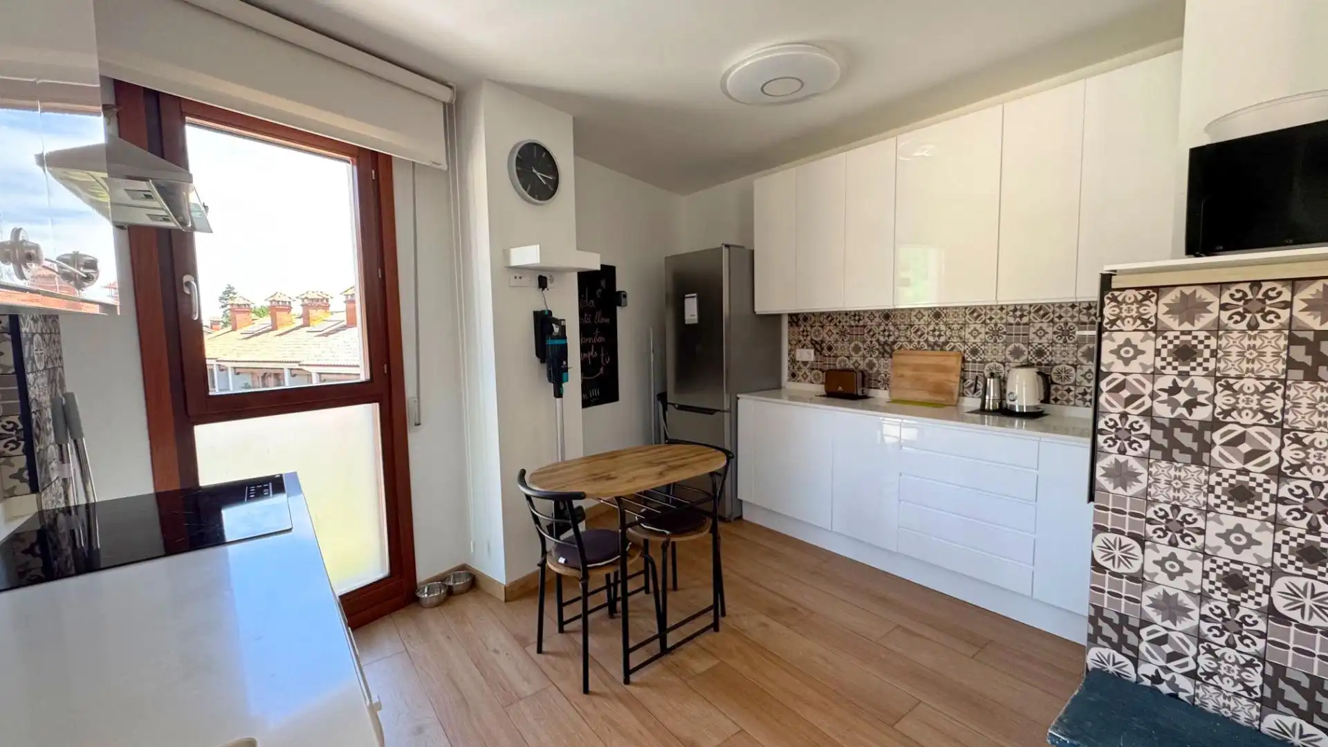 Cocina de Dúplex en venta en Cartes con Calefacción, Trastero y Amueblado