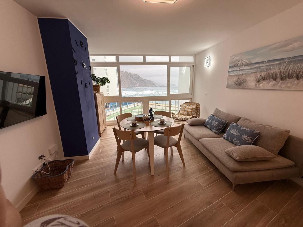 Sala d'estar de Estudi en venda en Tacoronte amb Aire condicionat, Terrassa i Moblat