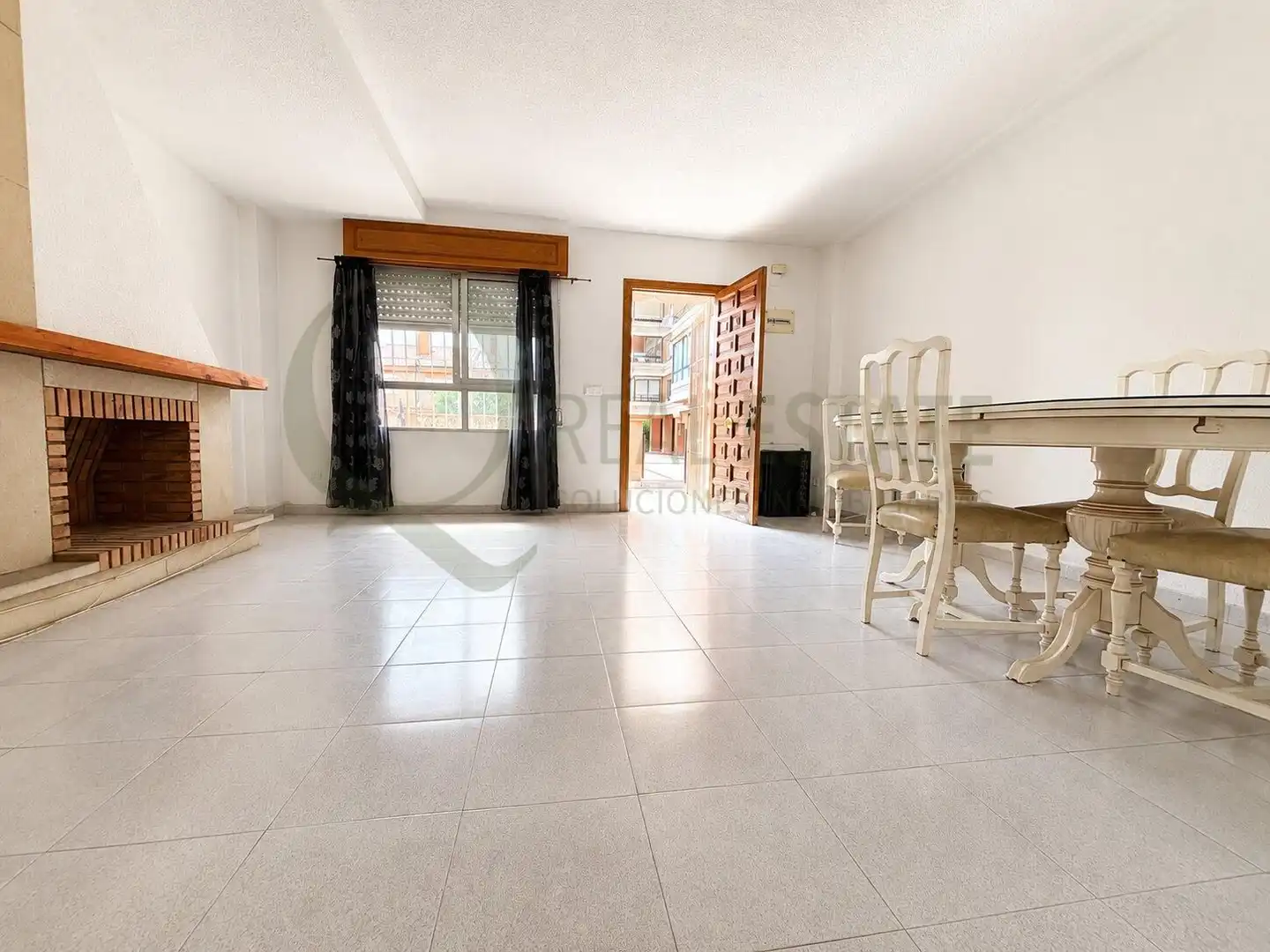 Vista exterior de Casa adosada en venta en Alicante / Alacant con Calefacción, Jardín privado y Terraza