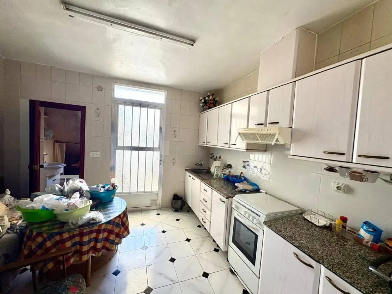 Cuina de Casa adosada en venda en Alicante / Alacant amb Terrassa