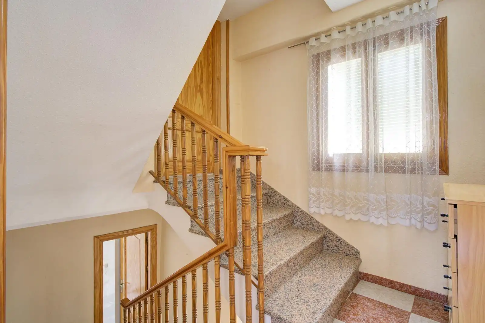 Casa adosada en venta en Padul