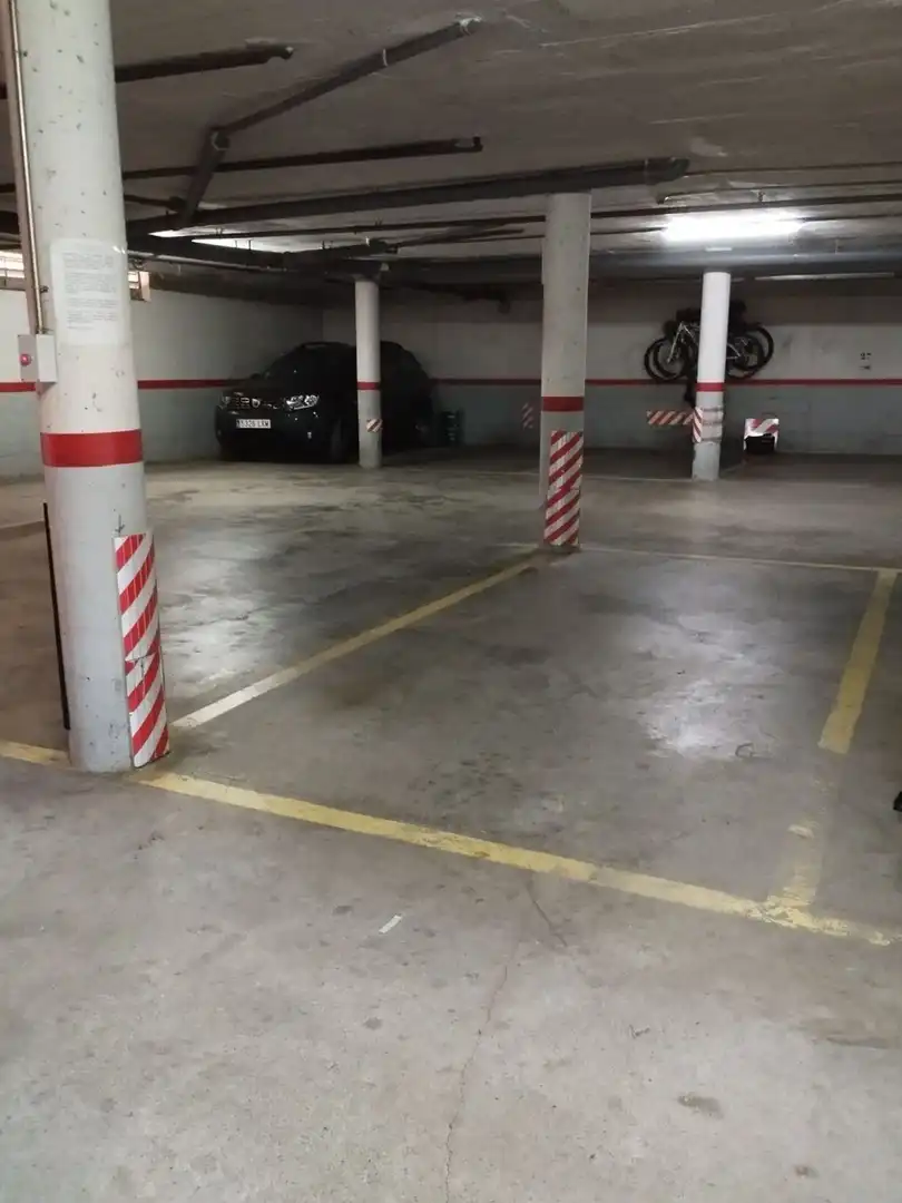 Einzelparkplatz zum Verkauf in de Sant Cugat 0, imagen 3
