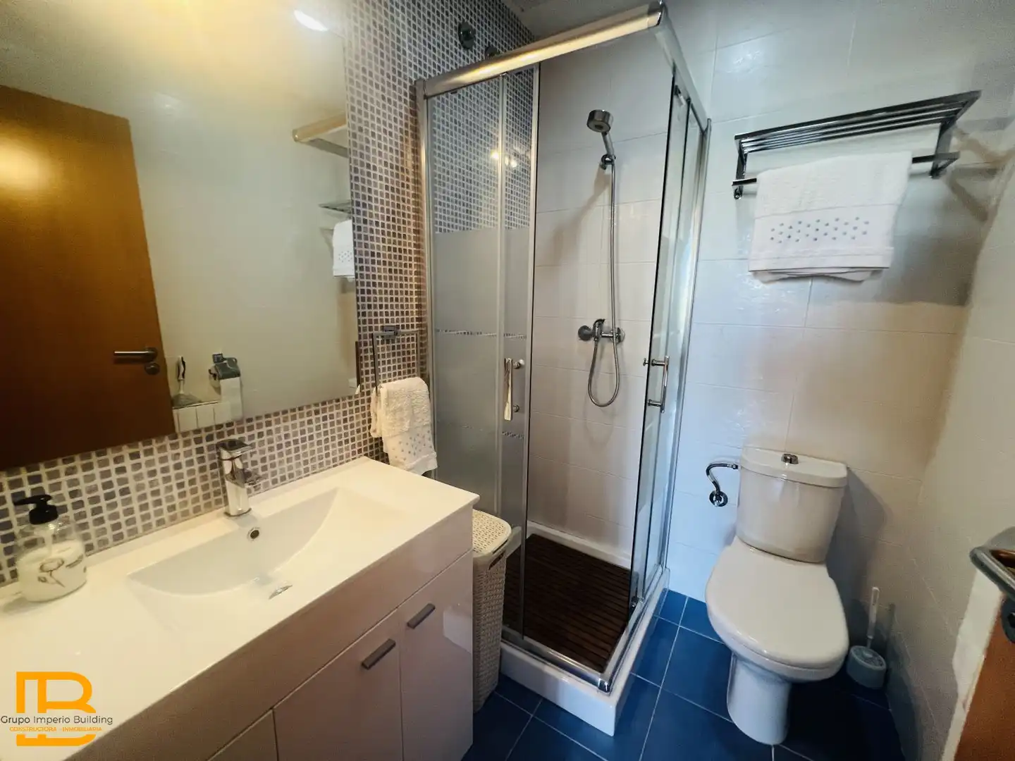 Baño de Piso en venta en Villarcayo de Merindad de Castilla la Vieja con Calefacción, Parquet y Terraza