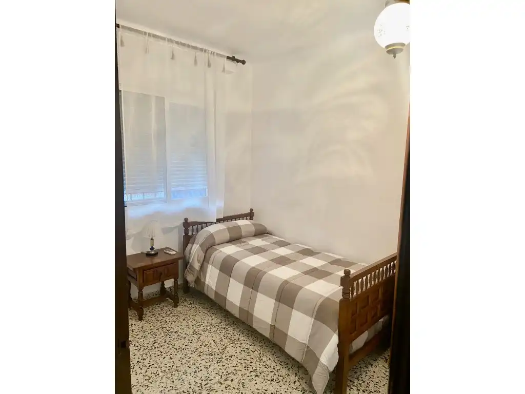 Dormitori de Casa o xalet en venda en Vélez-Málaga amb Aire condicionat i Terrassa