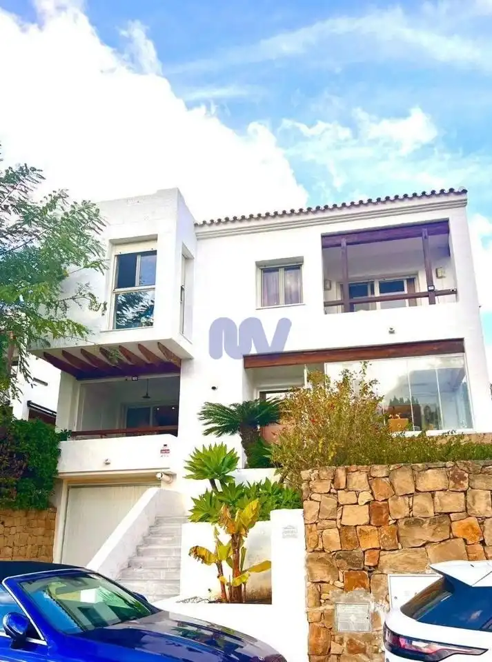 Casa amb piscina en venda a El Mirador, imagen 10
