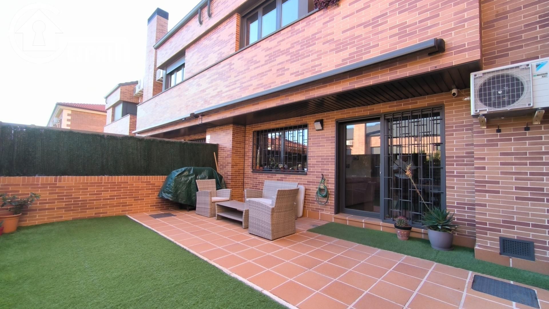 Terrace of Single-family semi-detached for sale in Meco  with Air Conditioner, Heating and Private garden