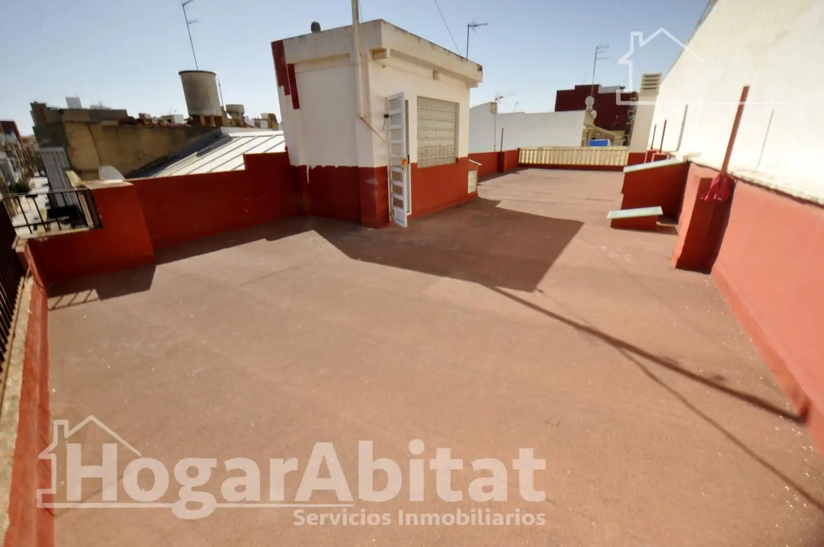 Vista exterior de Casa o chalet en venta en Catarroja con Aire acondicionado y Terraza